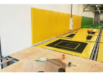 Скошенные маты 20 см на батут 5х3 м ширина мата 0,5м